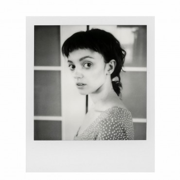 Película Blanco y negro SX70 de Polaroid Originals