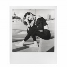 Película Blanco y negro SX70 de Polaroid Originals