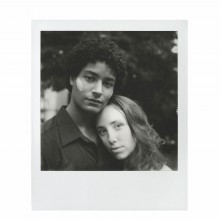 Película Blanco y negro SX70 de Polaroid Originals