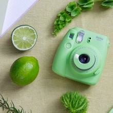 Fuji Instax Mini 9 Verde con funda y película